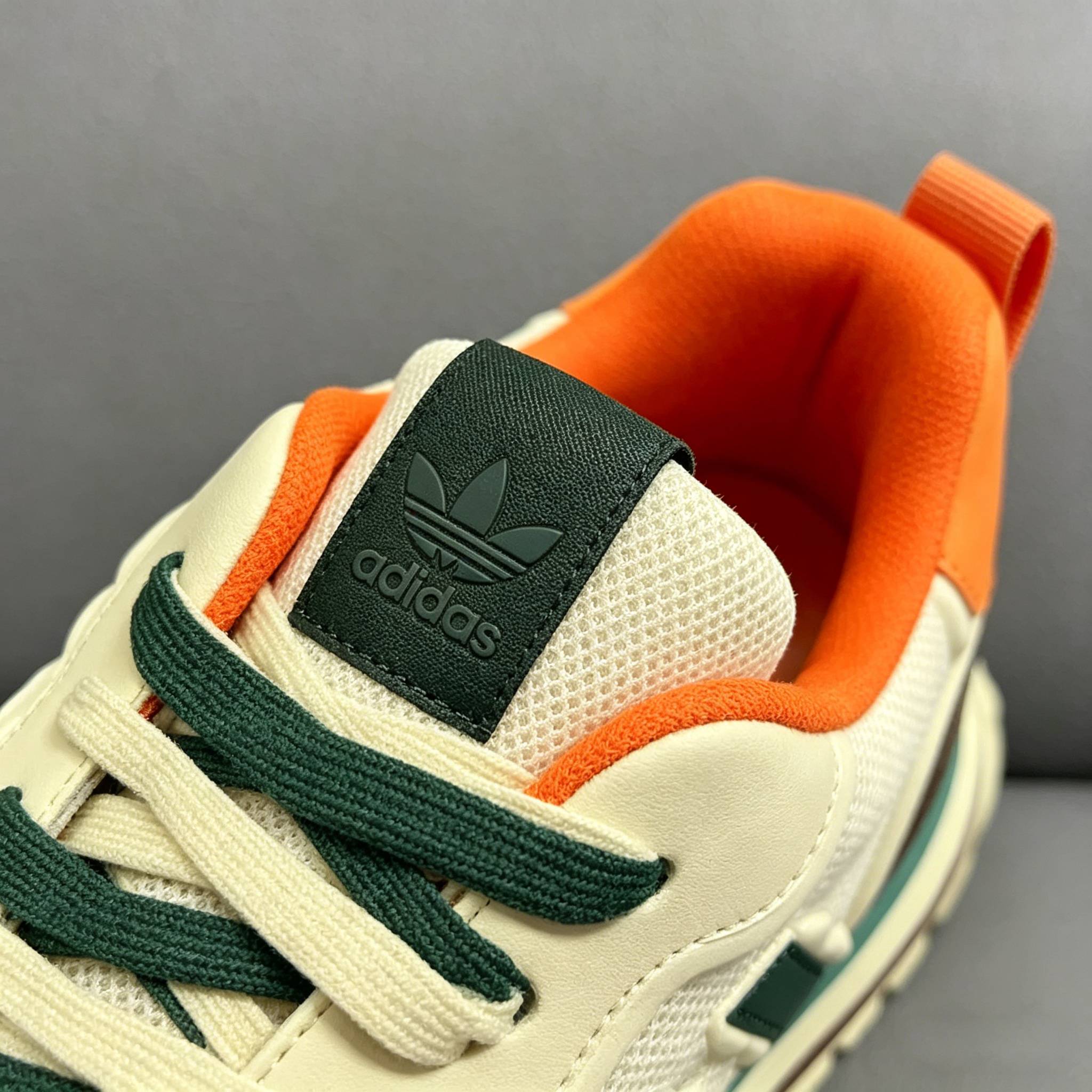 Zadnjih 50 pari čarapa🎁 Adidas Originals niske tenisice 2026